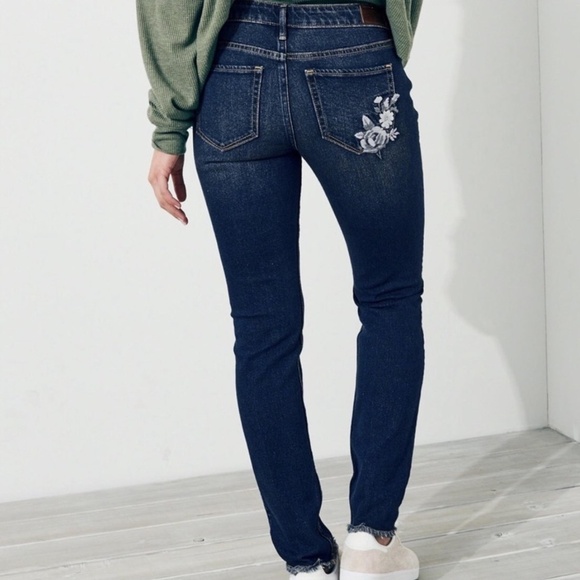 Hollister Dark Wash Vintage Stretch Low Rise Super Skinny Jeans - Picture 1 of 9